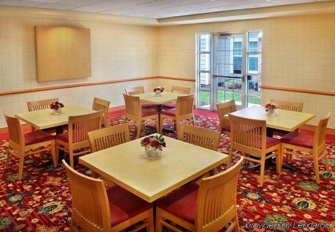 Residence Inn Mt. Laurel At Bishop'S Gate Mount Laurel Restaurant bilde